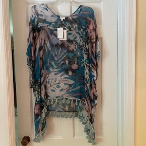 New Elizabeth Gillett Ariane beach coverup